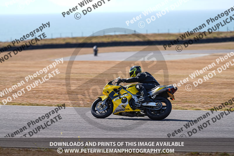 anglesey no limits trackday;anglesey photographs;anglesey trackday photographs;enduro digital images;event digital images;eventdigitalimages;no limits trackdays;peter wileman photography;racing digital images;trac mon;trackday digital images;trackday photos;ty croes